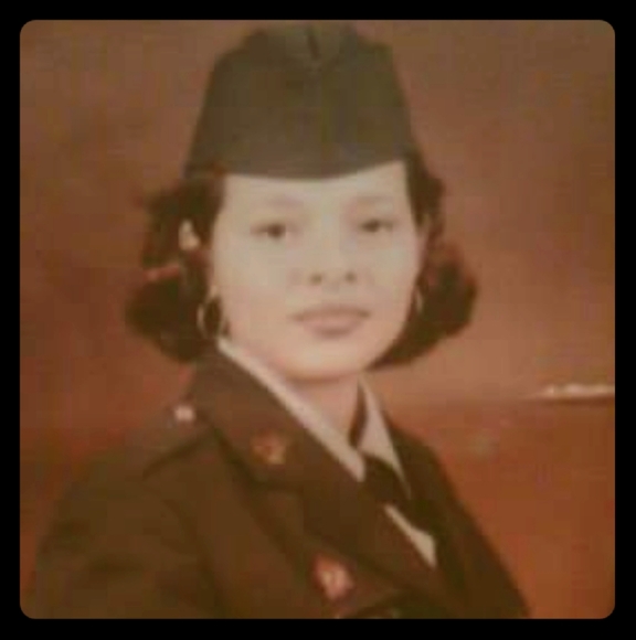 Meet the Posher - Picture 3 of 3